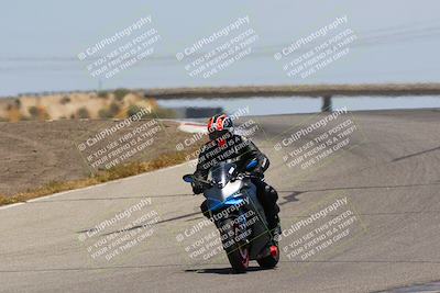 media/May-22-2023-Fastrack Riders (Mon) [[ae7626d9d8]]/Level 2/1230pm (Outside Grapevine)/